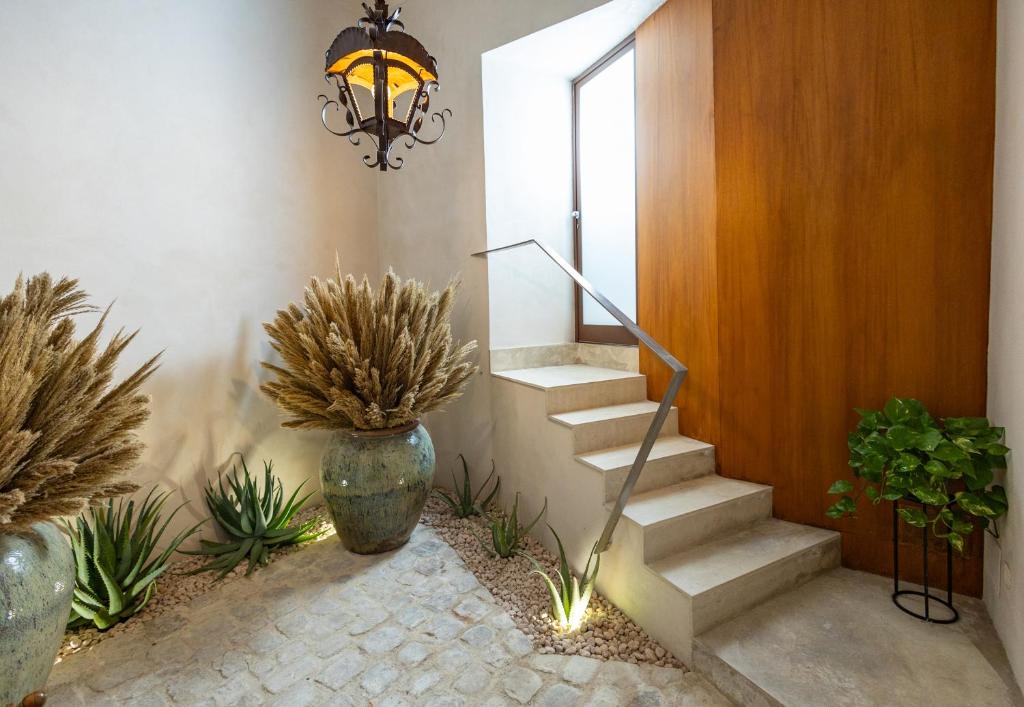 Sinatra Suite, Ispica