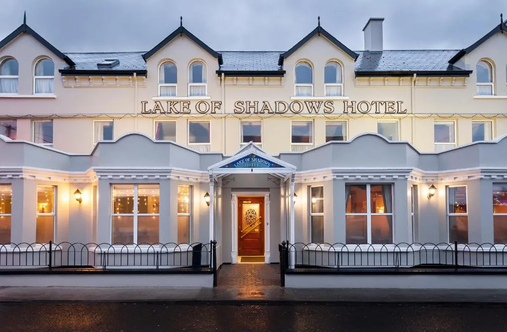 Lake of Shadows Hotel, hotel v destinaci Buncrana