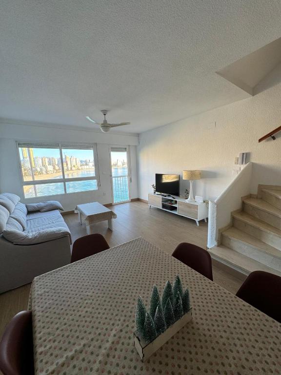 Bonito triplex con increíbles vistas - 3