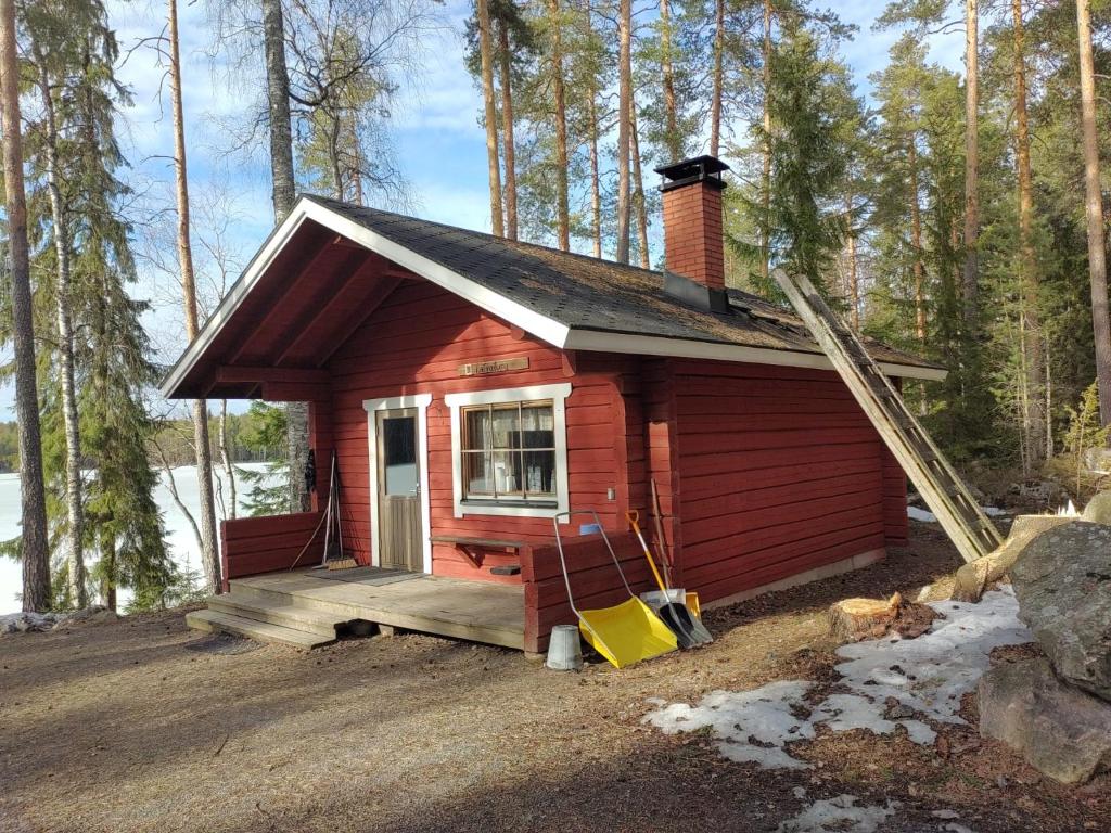 Latvatupa, Hämeenlinna