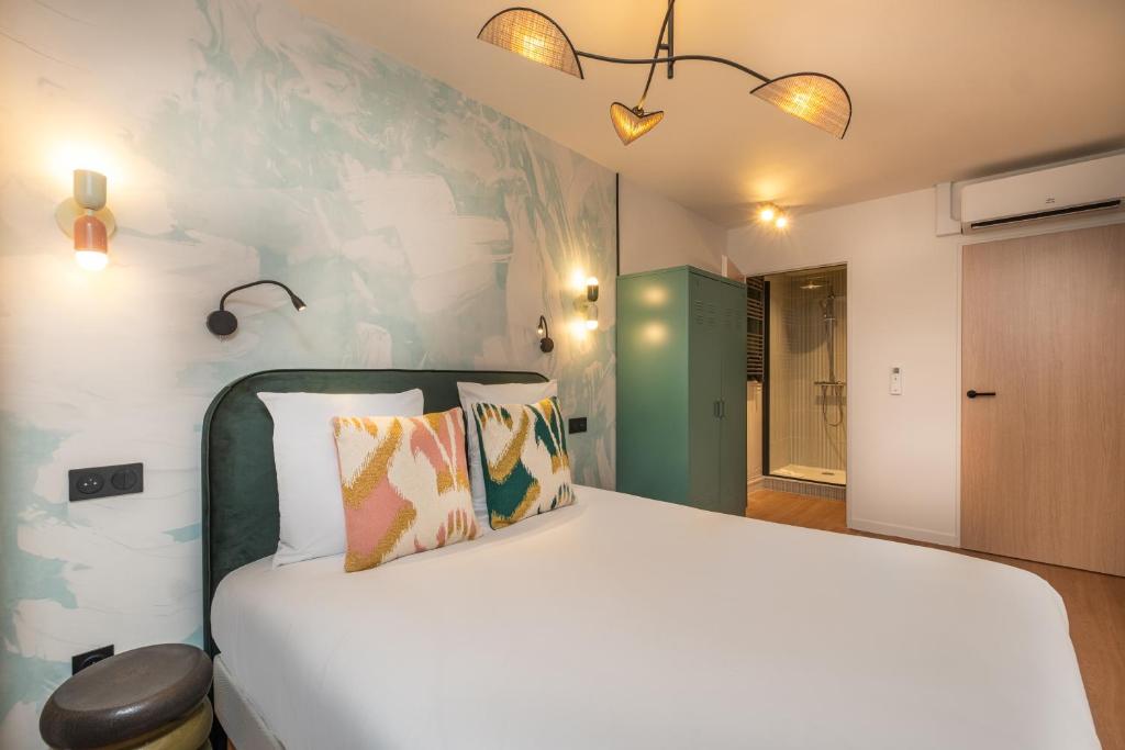 West Paris Suite - 3