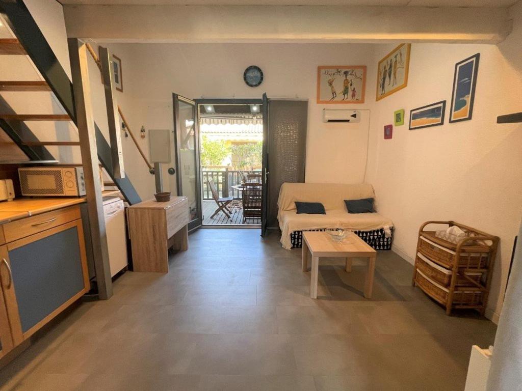 Maison 2 pièces avec une mezzanine SAINT CYPRIEN SC890-102 - 3