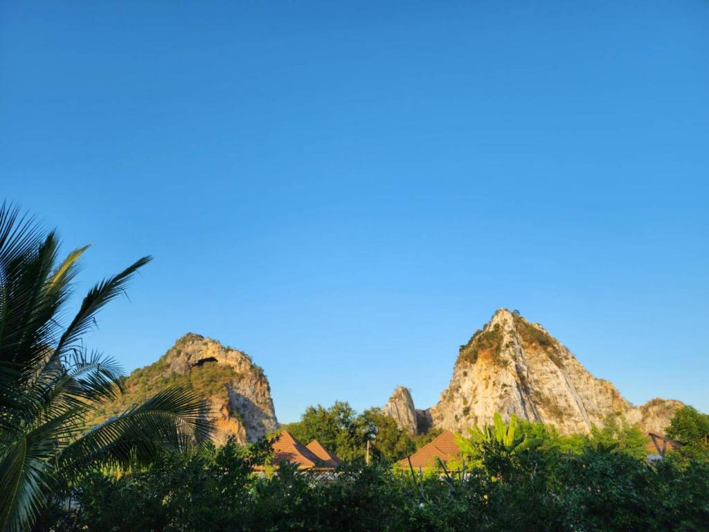 Khao Ngu Boutique Resort 周辺観光スポット