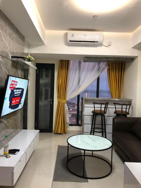 Apt Pollux Habibie, Batam Center