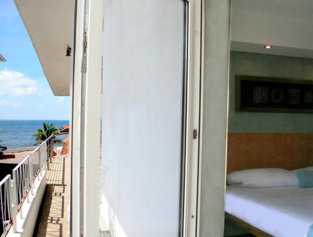 Hotel Rio Malecon - 2