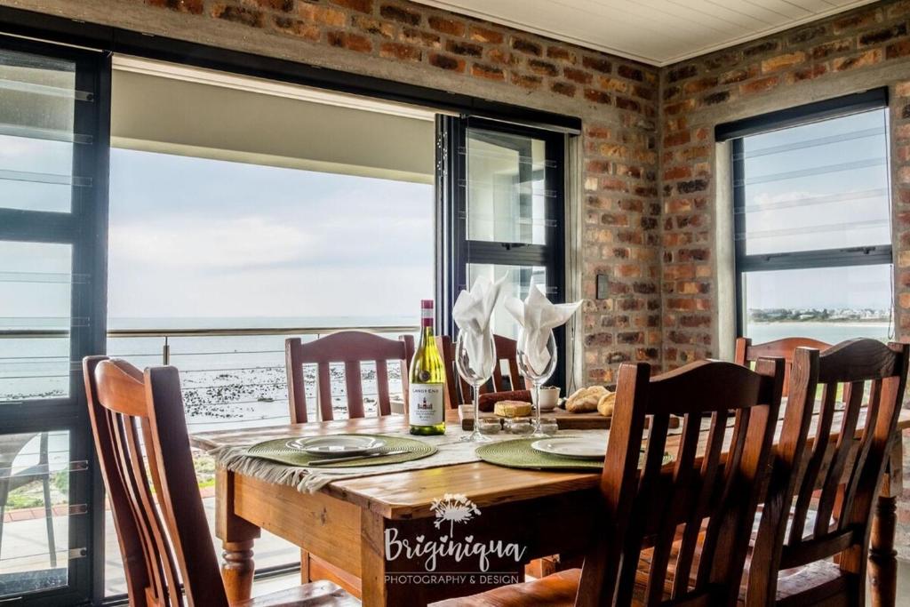 Seagulls Nest, St Helena Bay