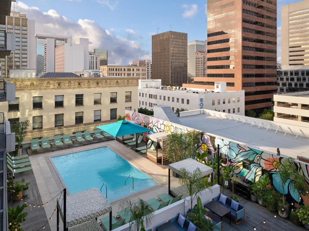 Exterior view, Alma San Diego Downtown, a Tribute Portfolio Hotel in San Diego (CA)
