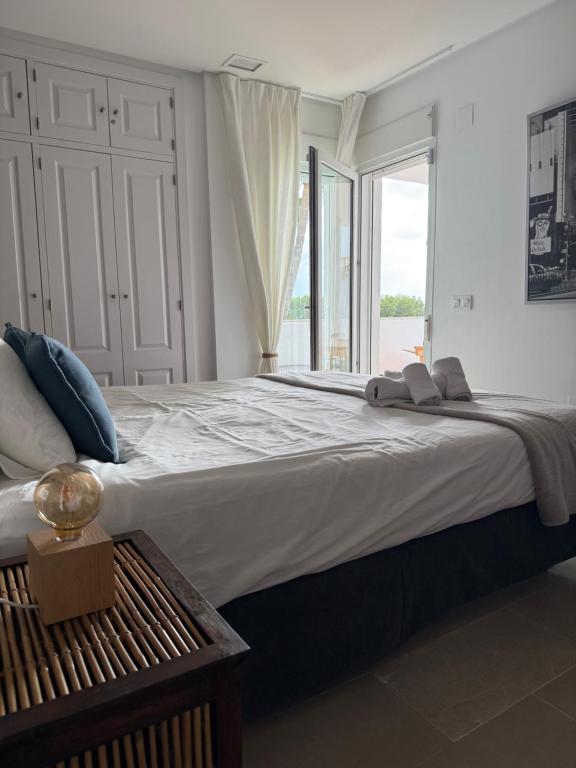 Miraflores Golf Gardens II Luxe Appartement at Riviera del Sol - 5