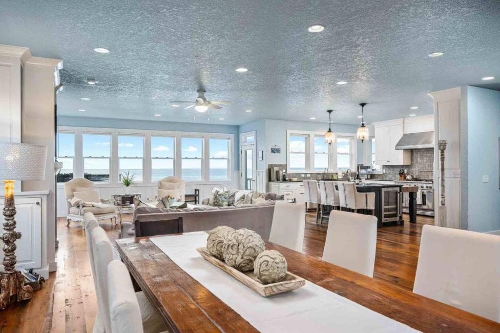 Puffin Place, Lincoln City