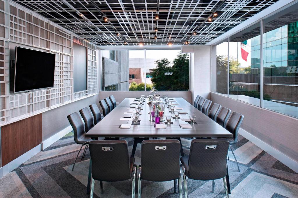 غرفة الاجتماعات/الاحتفالات