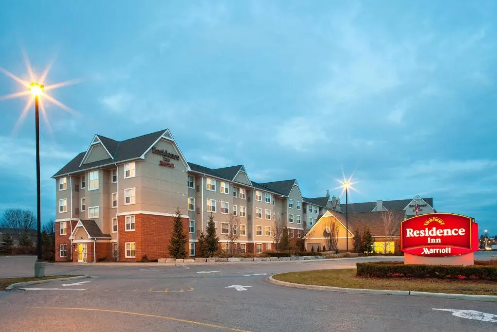 Residence Inn by Marriott Whitby, hotel in Whitby