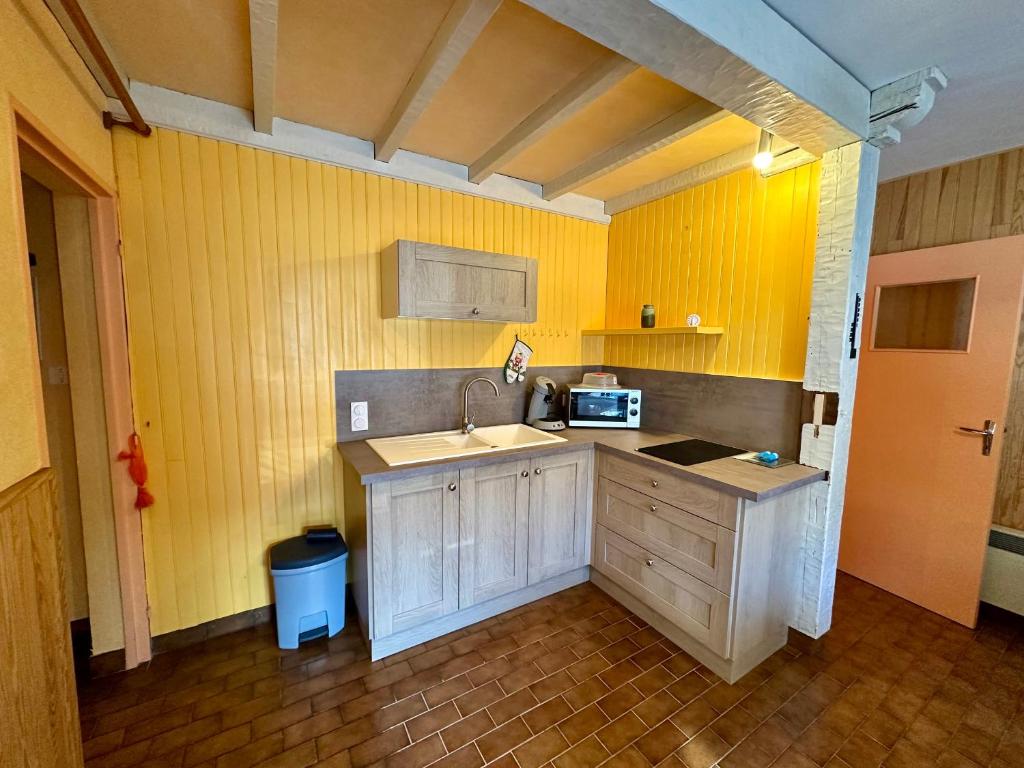T2 fonctionnel Les Angles - 4 pers, Parking, Ski proche - FR-1-758-36 - 5