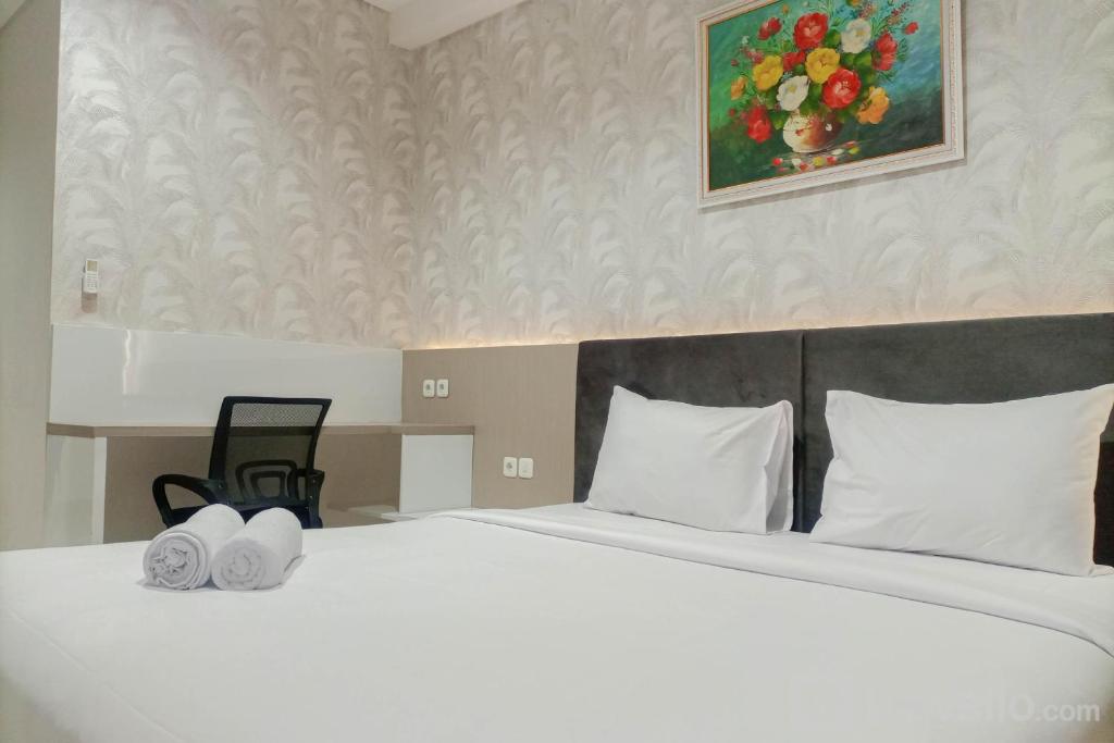 Nice Studio at Patraland Amarta Apartment By Travelio, Kejayan