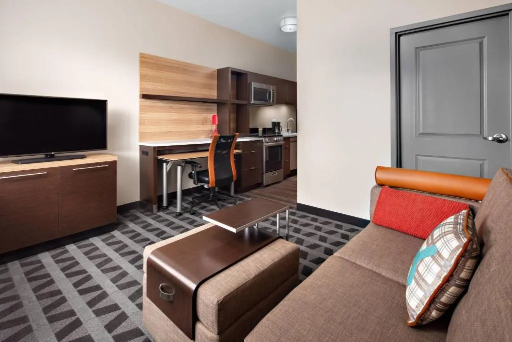 TownePlace Suites by Marriott Loveland Fort Collins，位于拉夫兰的酒店