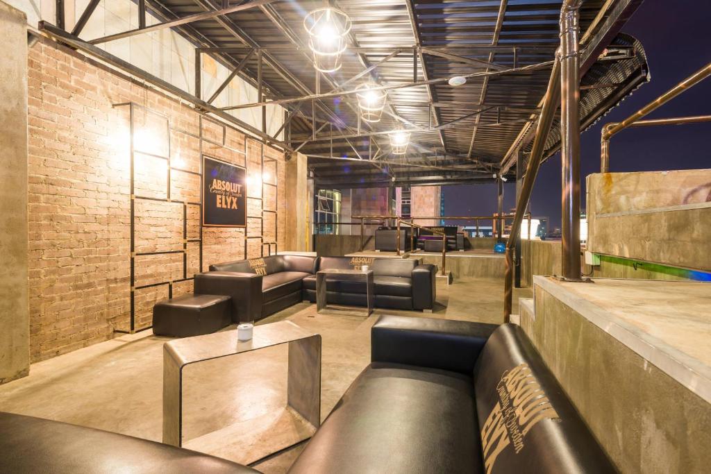 マサ スクエア ホテル (Masa Square Hotel)