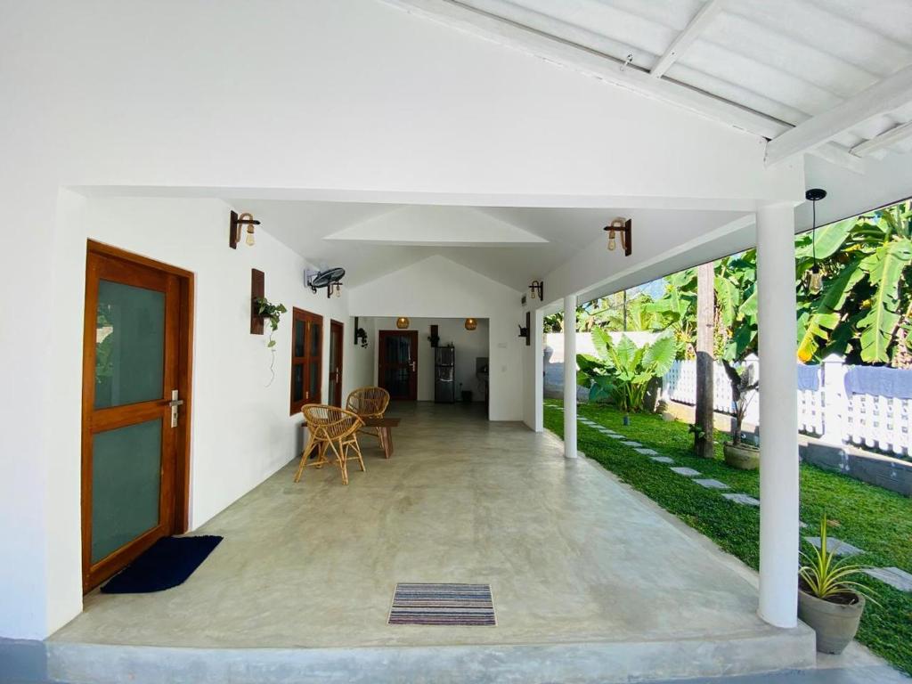 Hide Eco Ahangama, Ahangama