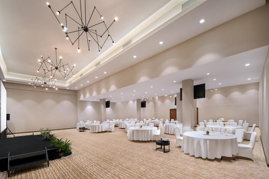 Hotel Facility 2