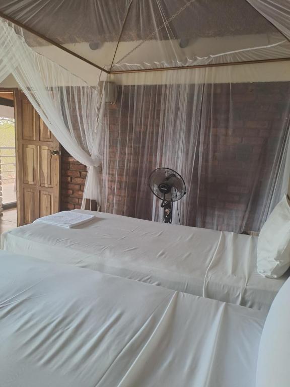 Улучшенный двухместный номер с 1 кроватью или 2 отдельными кроватями, вид на горы