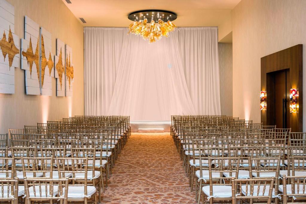 Banquet hall