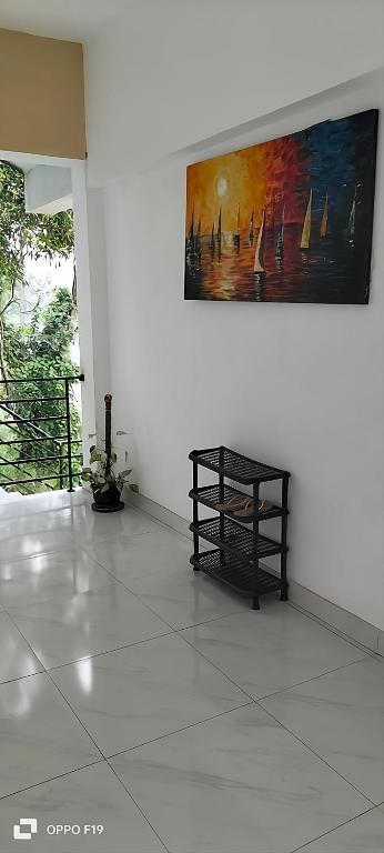 5. Ceylon L..