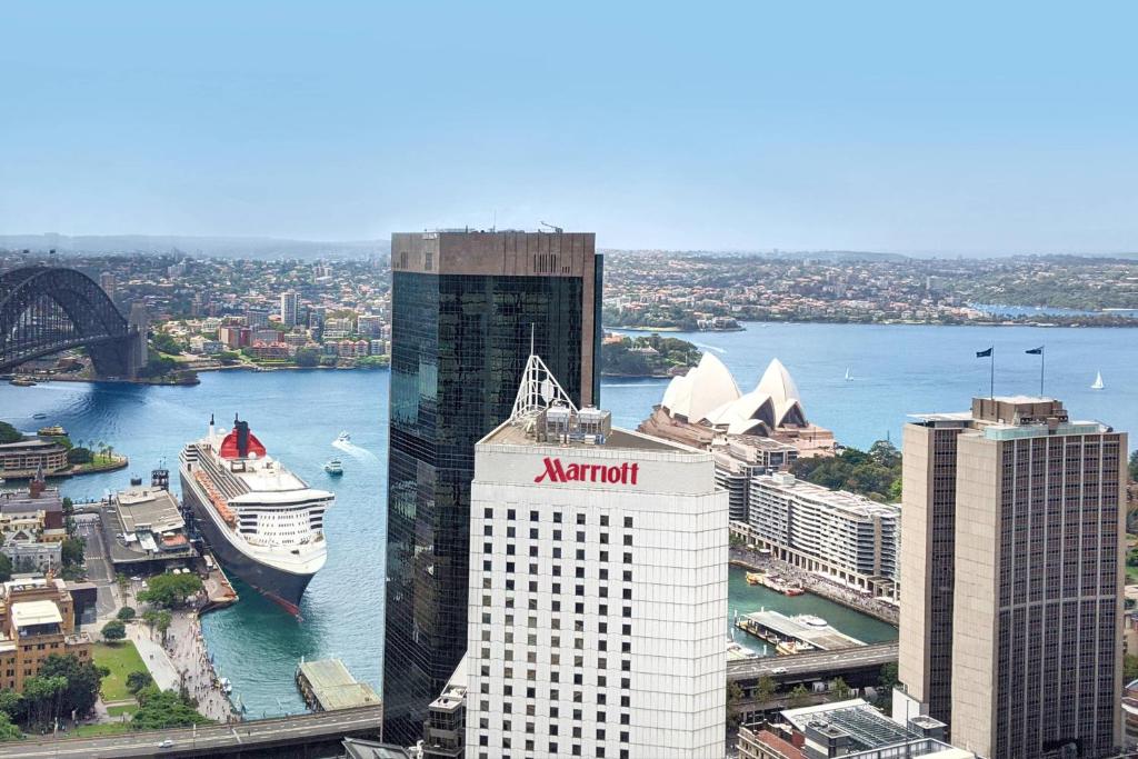โรงแรมแมริออท ซิดนีย์ ฮาร์เบอร์ แอท เซอร์คิวลาร์ คีย์ (Sydney Harbour Marriott Hotel at Circular Quay)