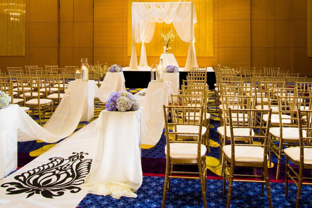 Banquet hall