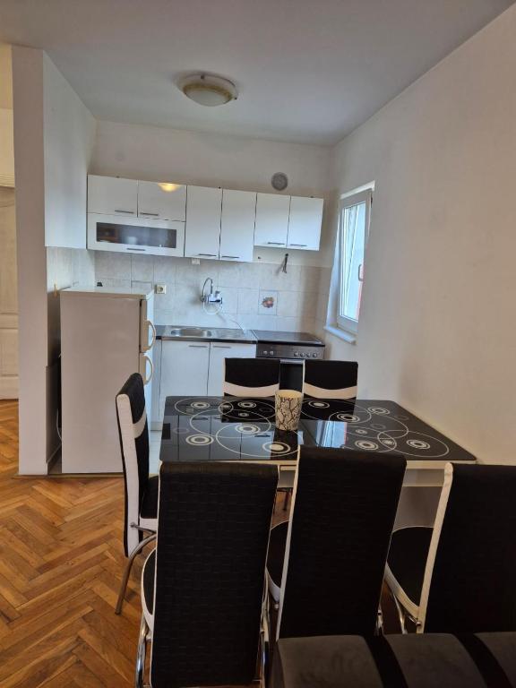 17 OKTOBRA M Apartmant - 3