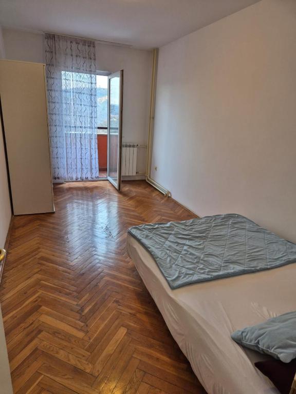 17 OKTOBRA M Apartmant - 4