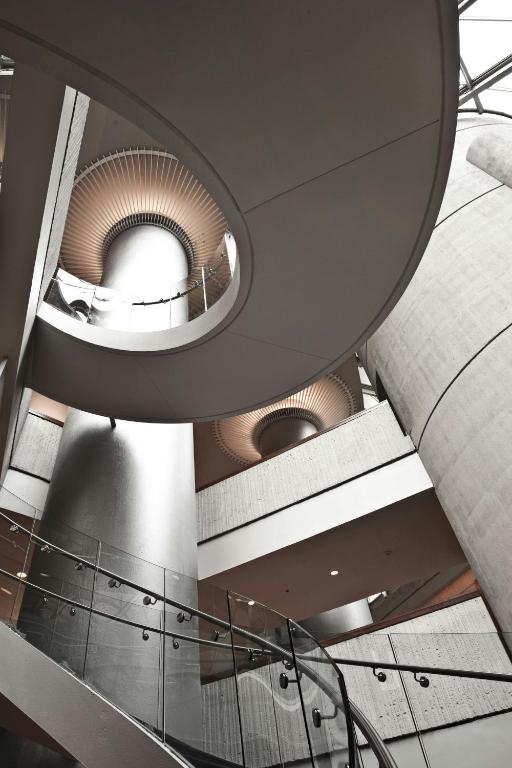 フロント・ロビー