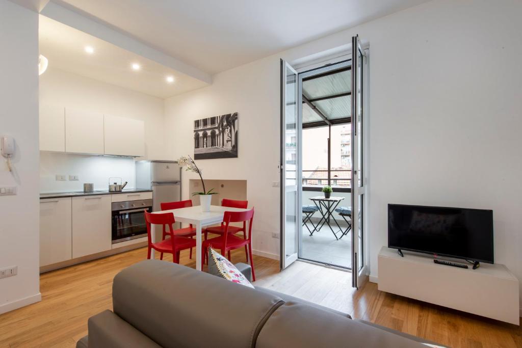 Aristotele Building - B Home, Milán