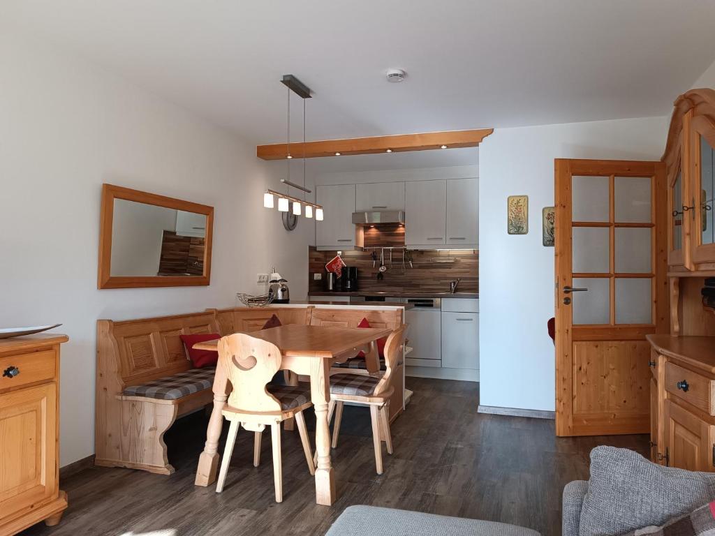 2-Raum FeWo Alpenveilchen - Hallenbad & Sauna - 2