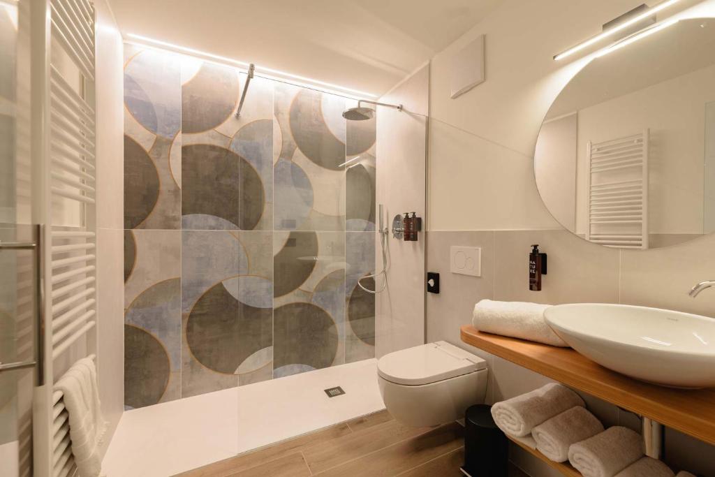 NAOMI Rooms - 3