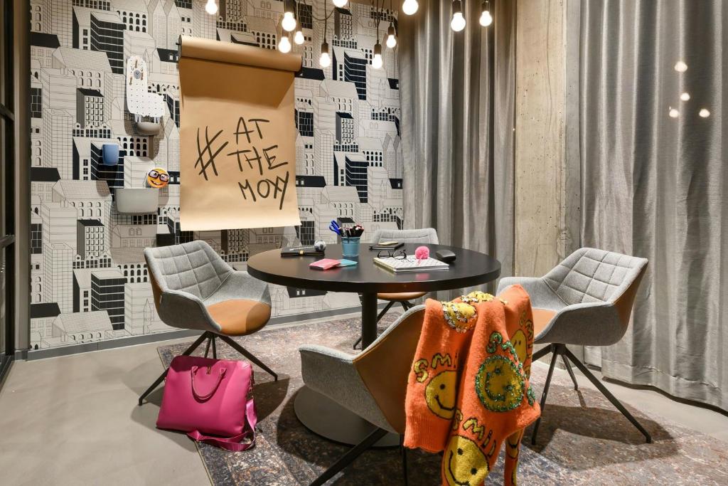 Meeting room / ballrooms