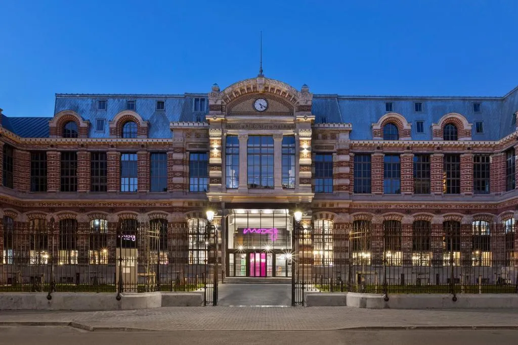 Moxy Lille City，位于里尔的酒店