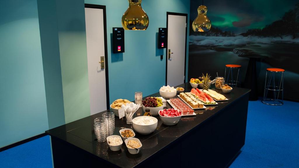 ศูนย์ธุรกิจ