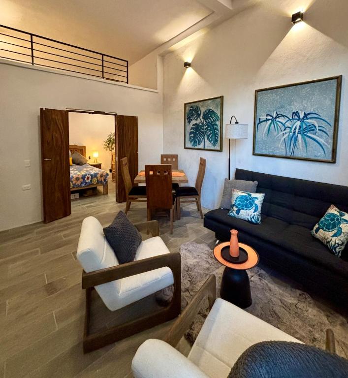 Newly Renovated 1 Bedroom, Sleeps 4, Unit A - 1