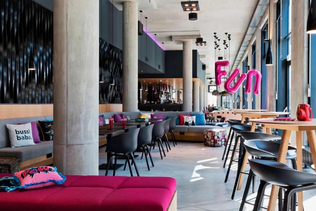 MOXY Vienna Airport, hotel in Schwechat