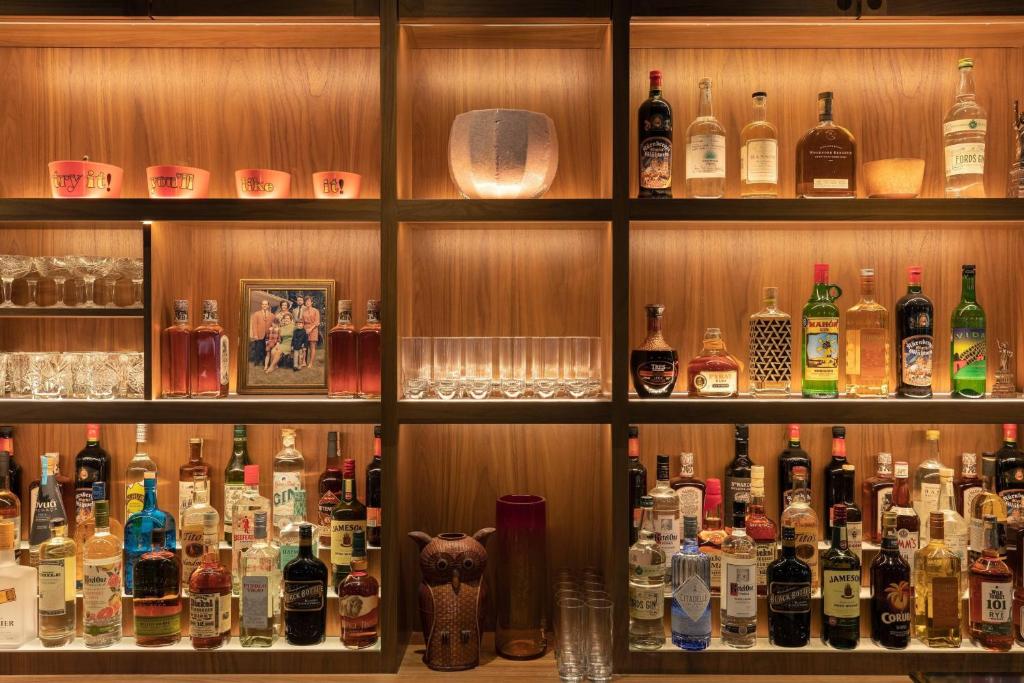 Bar/lounge