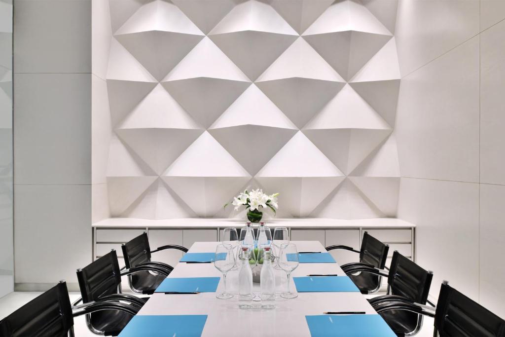 Sala de reuniões / Salões de baile