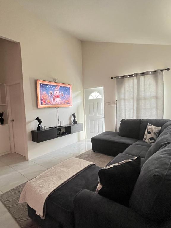 Sun Sand n Sea Sojourn, Discovery Bay