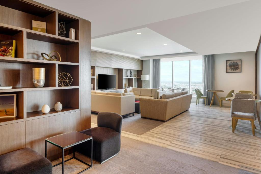 Bar/lounge, Marriott Hotel Downtown, Abu Dhabi in Abu Dhabi