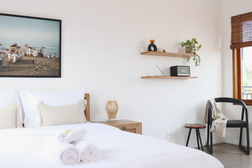 Pomelo Travel Outpost Bali, Tanah Lot