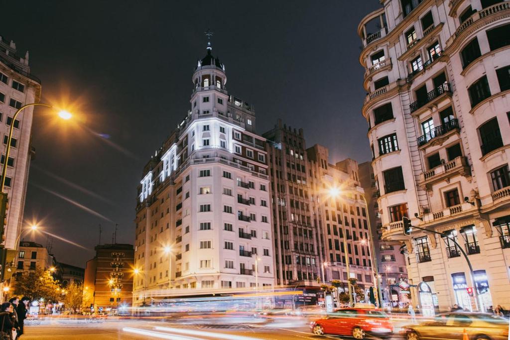 Dear Hotel Madrid - 2