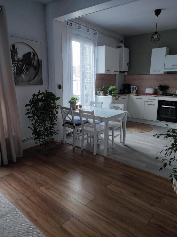 Appartement avec stationnement gratuit - 2