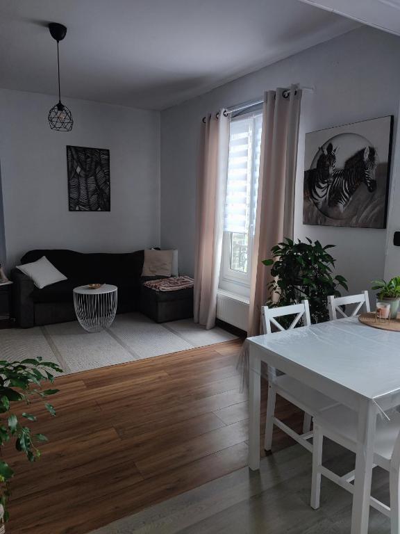 Appartement avec stationnement gratuit - 4