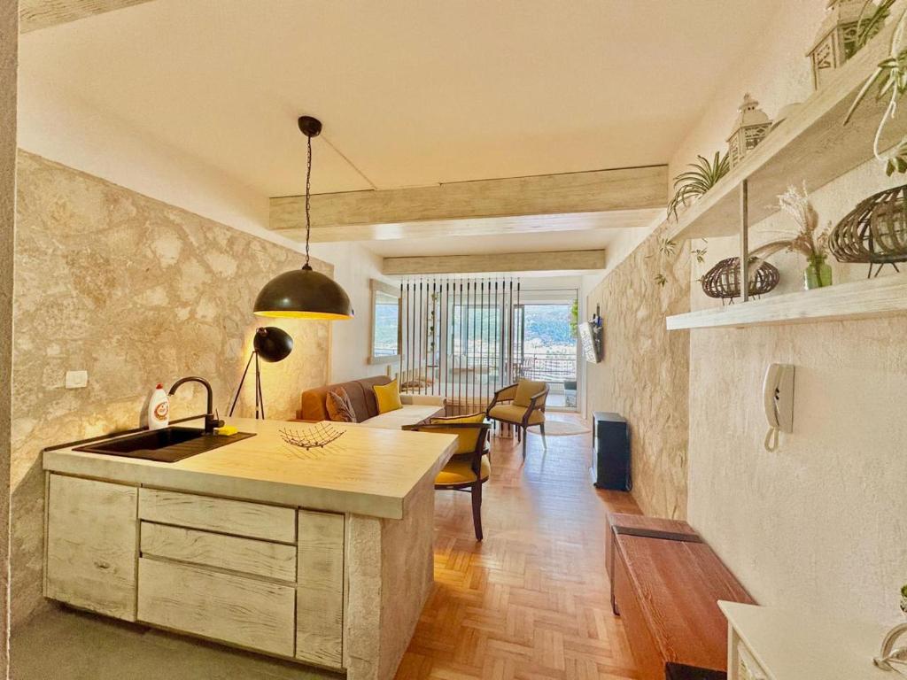 Sea view Studio Terminal, Budva