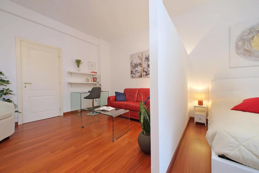 Modern Apartment near Metro Malatesta with Balcony & Wi-Fi - 2