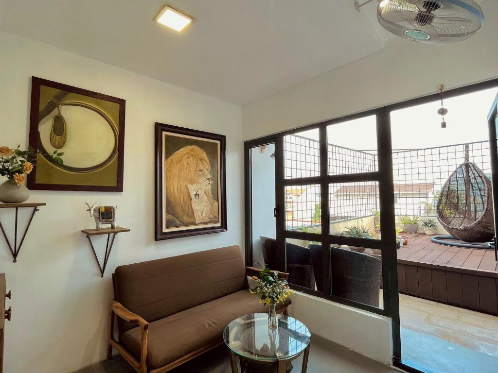 Việt Life Hotel &#038; Apartment &#8211; Free conference &#038; cinema room