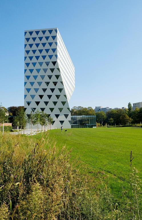 Cosy and Fully Equipped Studio 2