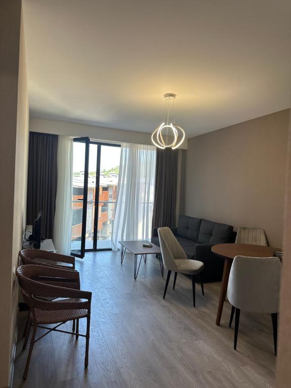 Crystal Apartment with Stunning Mountain Views, Bakuriani